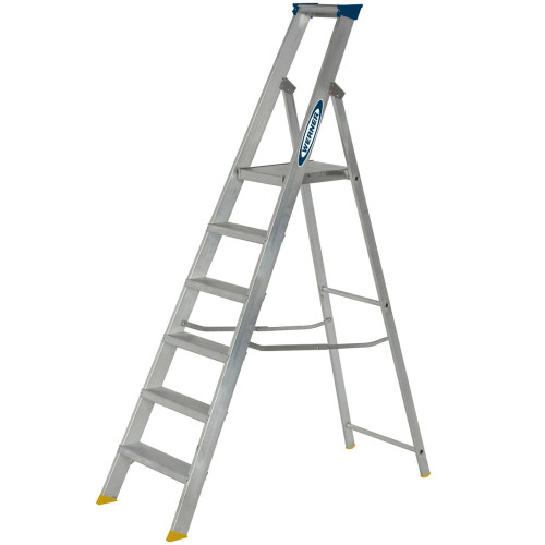 Werner&Acirc;&reg; Platform Ladder 6 Tread